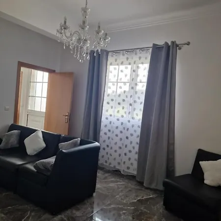 Le Refuge D'elsa בית נופש *